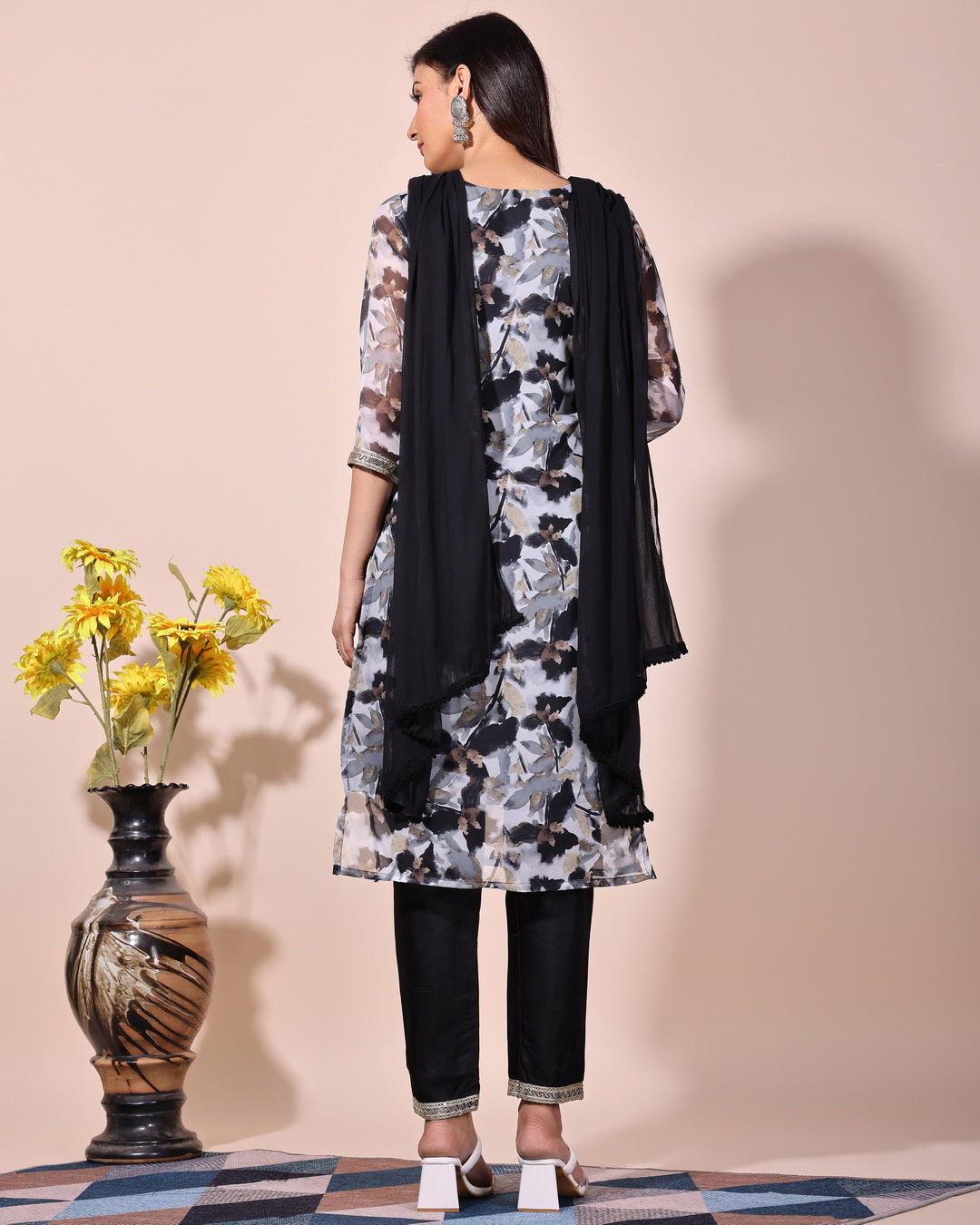 Black orgenza Floral print kurta with pant dupatta