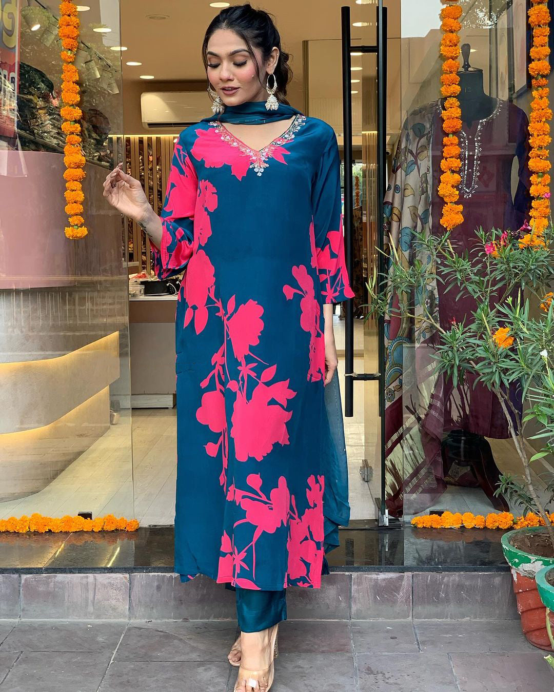 V-Neck Floral Printed kurta Set with Dupatta