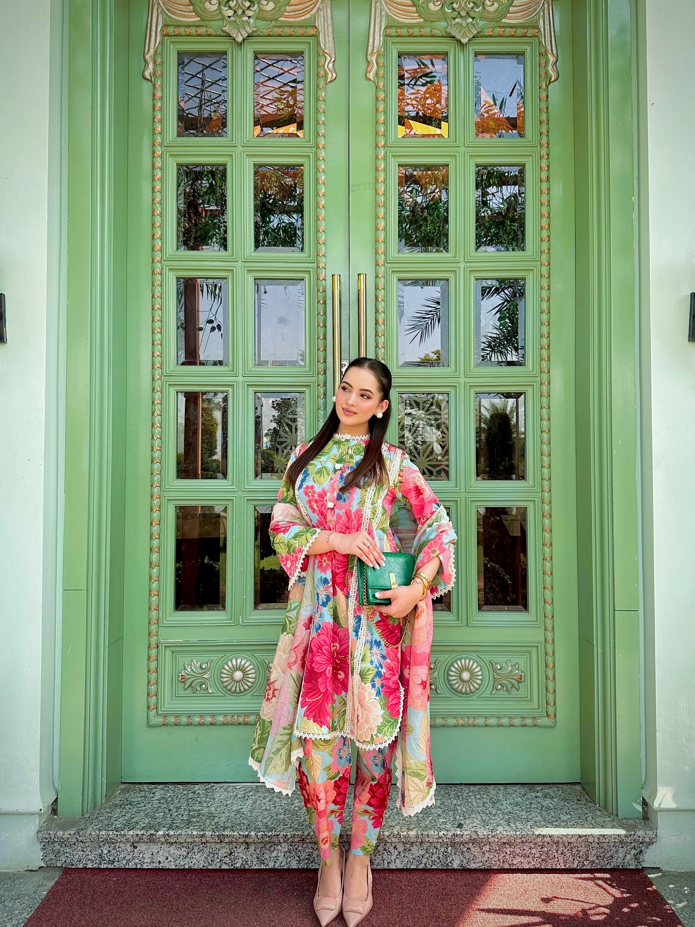 Pastel Floral Printed Kurti Pant Set with Dupatta